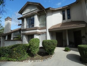 Building Photo - 1203 Sandstone Ln