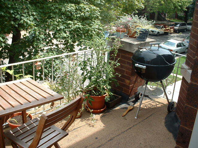 Cozy time with small Barbeque or Fondue... - 3650 N Oakley Ave