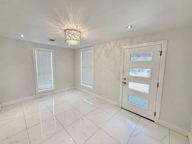 Foto del edificio - 4019 Brundrette St