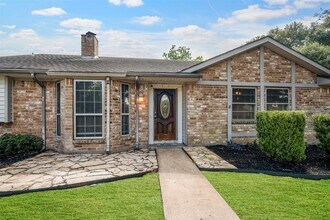 Building Photo - 1015 Rock Canyon Dr