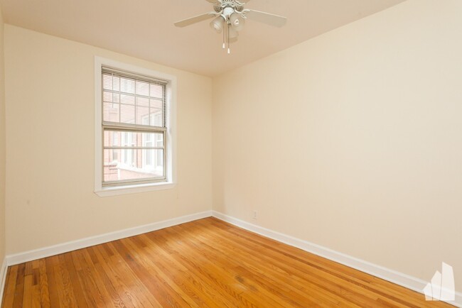 Foto del edificio - 525 W Aldine Ave