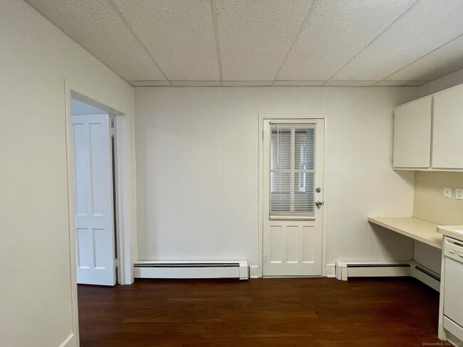 Building Photo - 14 Berrian Pl