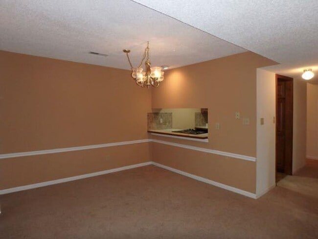 Building Photo - 2 Bed/ 1 Bath- Village South Condominiums ...