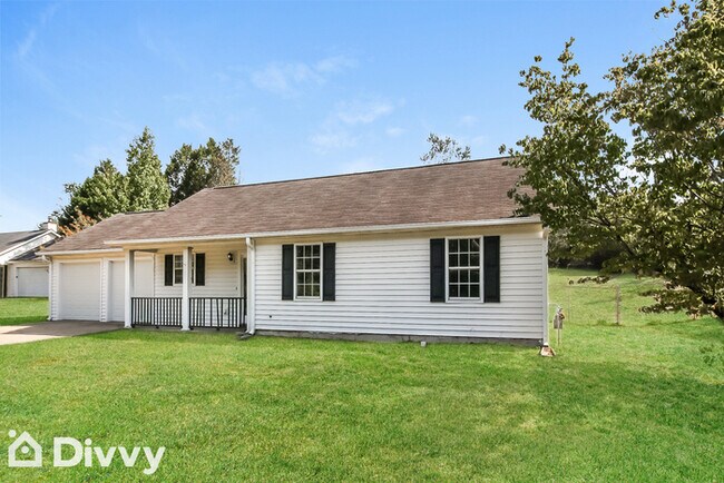 Building Photo - 115 Branchwood Dr