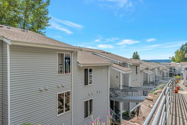 Exterior - 17300 91st Ave NE