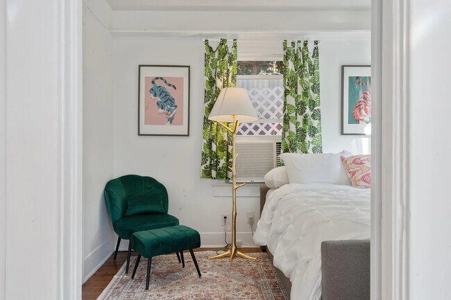 Foto del edificio - 619 Milwood Ave