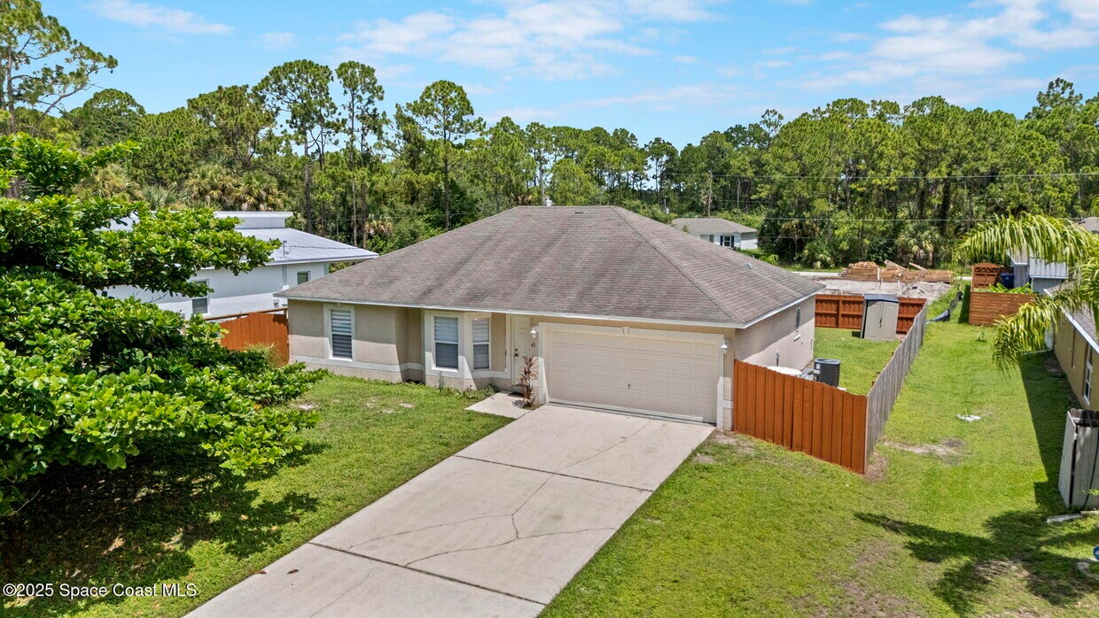 Foto principal - 411 Oceanside St