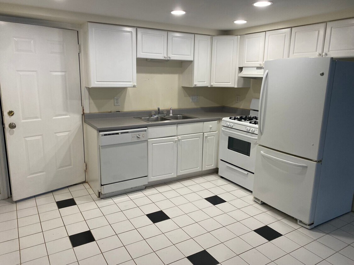 Foto principal - Two Bedroom Condo- Walking Distance to Downtown!