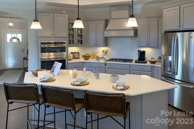 Foto del edificio - 5222 Courtyard Ln
