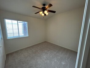 Building Photo - 21322 Bella Mountain Dr