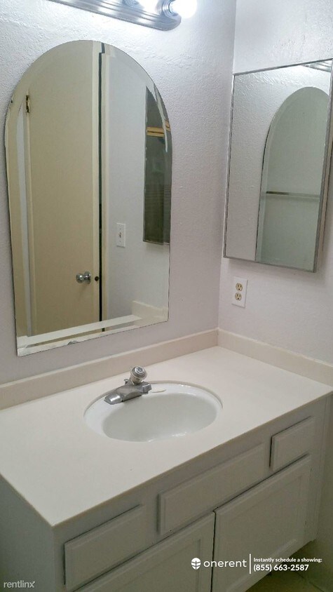 Primary Photo - 2 br, 2.5 bath House - 1761 Dover Pl