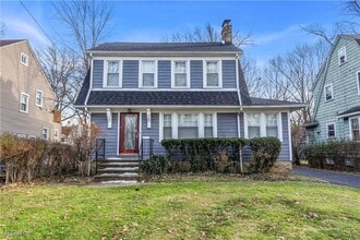 Building Photo - 961 Montford Rd