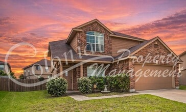 Building Photo - 4702 Honeystreet Bridge Ln