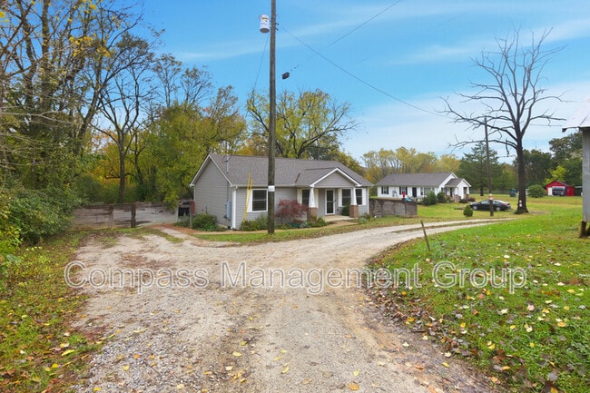 Building Photo - 3104 Husky Way