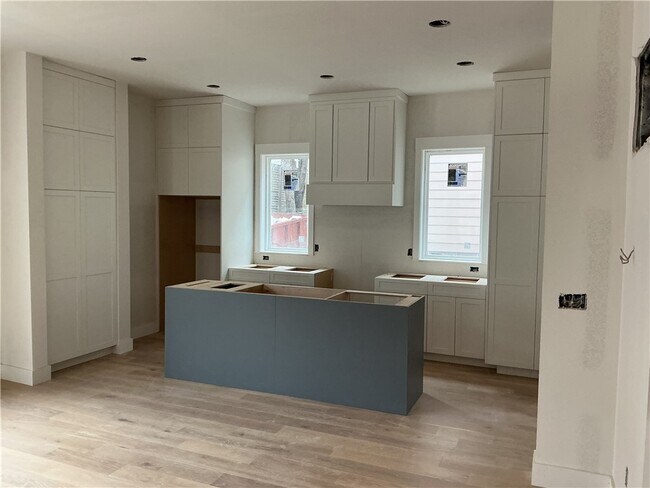 Foto del edificio - 18 E 4th St