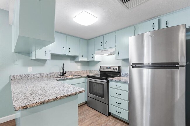 Foto del edificio - 555 62nd St S