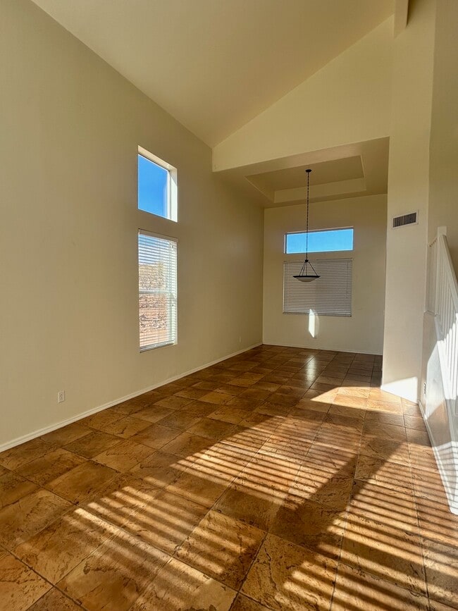 Building Photo - 1841 Rosalia Ct
