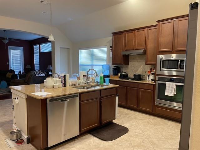 Foto del edificio - 2712 Golfview Dr