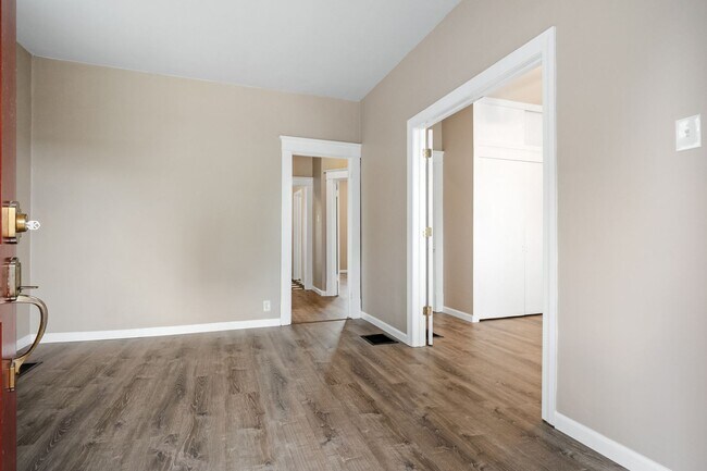 Foto del edificio - For the Big Dawgs