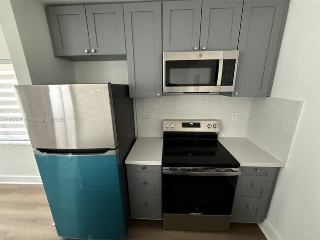 Foto del edificio - 2191 NE 167th St