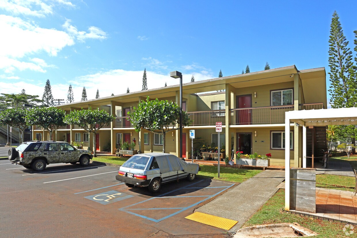 Foto principal - Whitmore Circle Apartments