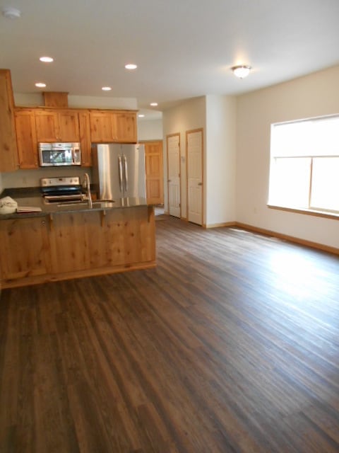 Foto del edificio - 646 SW Taft St