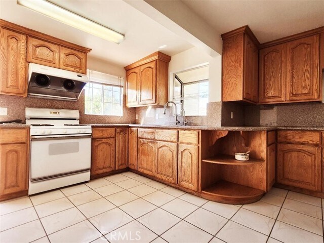 Foto del edificio - 3871 Brookline Ave