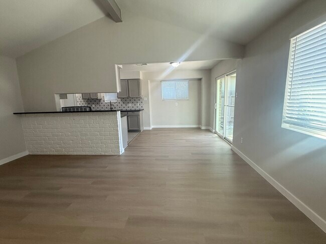 Building Photo - 817 Saint Benedict Ct