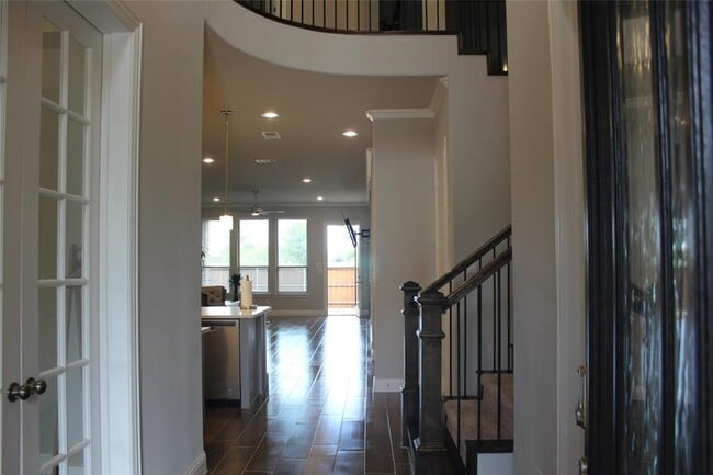Building Photo - 1611 Coventry Ct