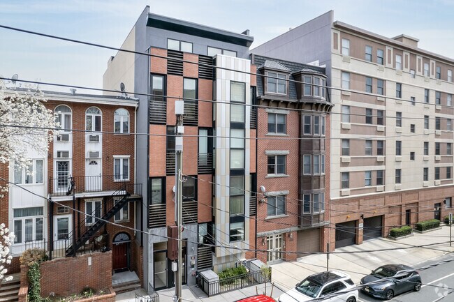 Foto del edificio - 115 Clinton St