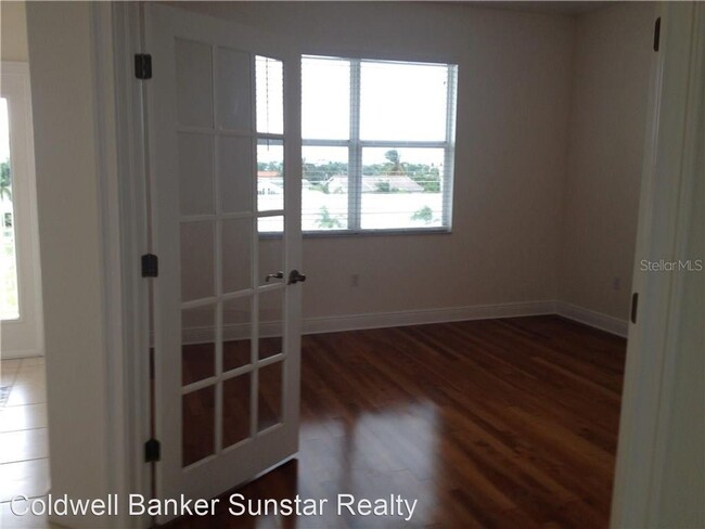Building Photo - 2 br, 2 bath House - 222 Lewis Cir #141