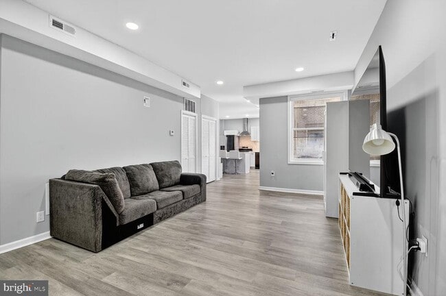 Building Photo - 4120 14th St NW