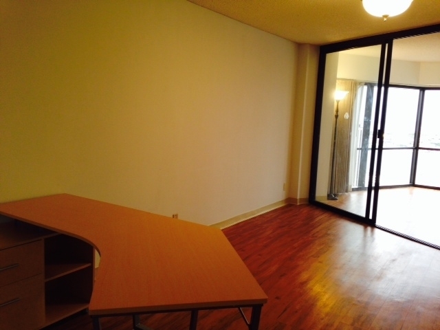 Building Photo - 1088 Bishop St