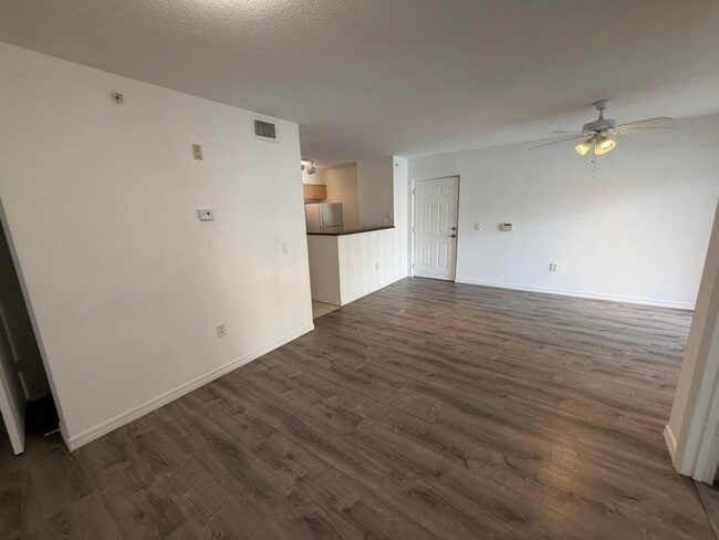 Foto del edificio - 4081 San Marino Blvd