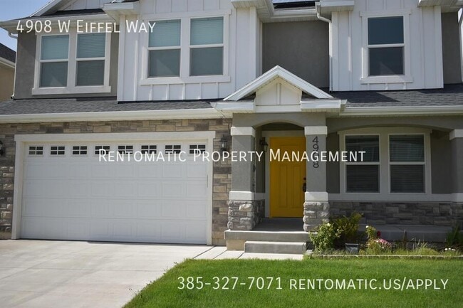 Photo - 4908 Eiffel Wy House