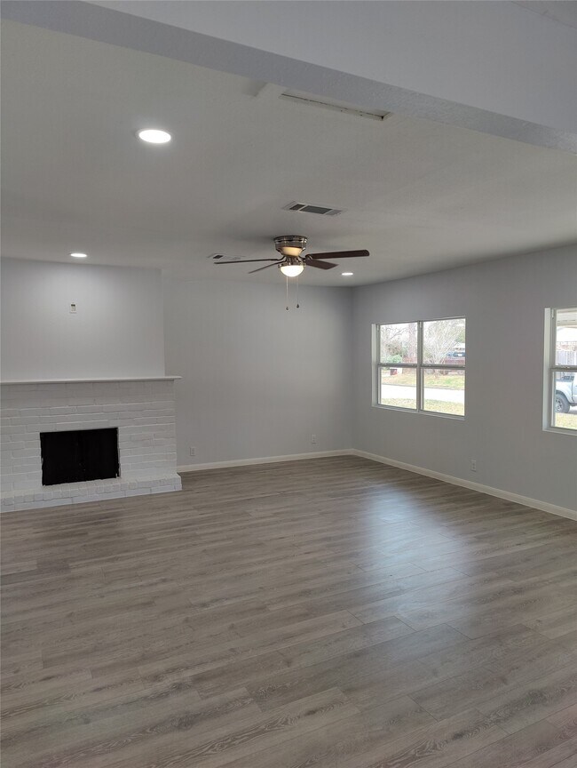 Foto del edificio - 11731 Fall Meadow Ln