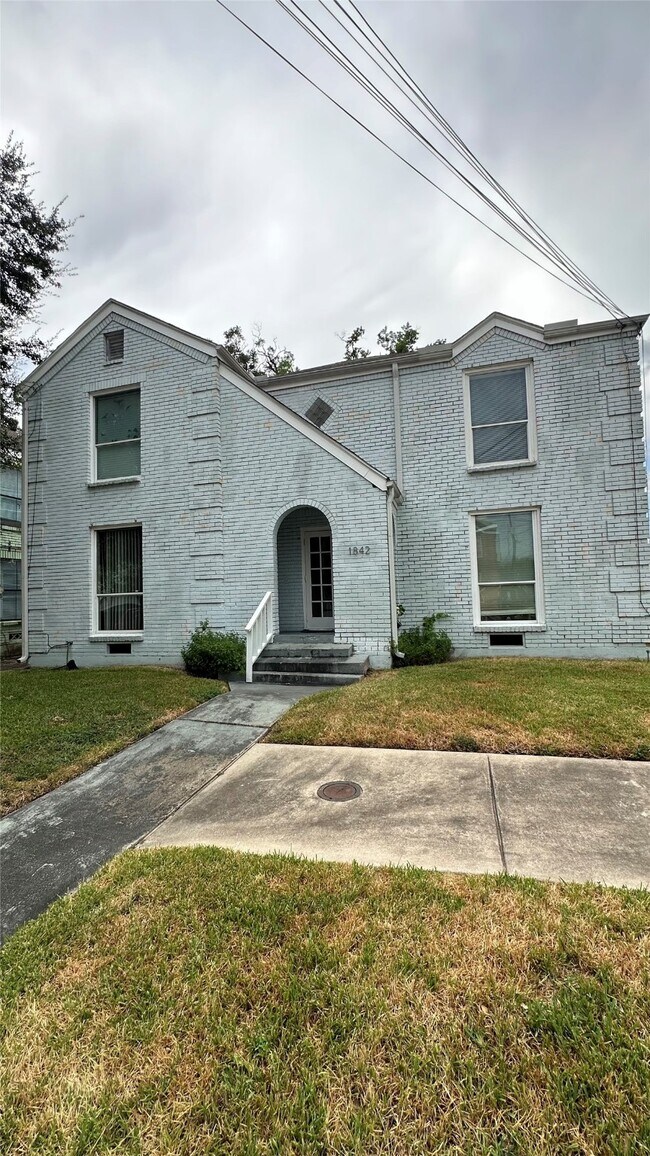 Building Photo - 1854 W Main St