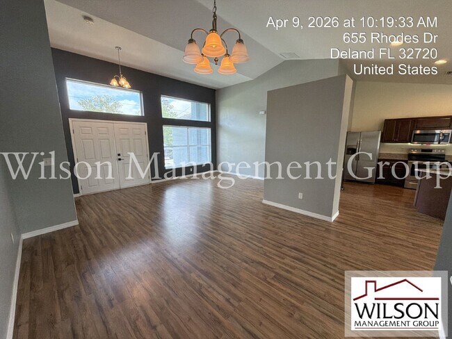 Foto del edificio - 655 Rhodes Dr