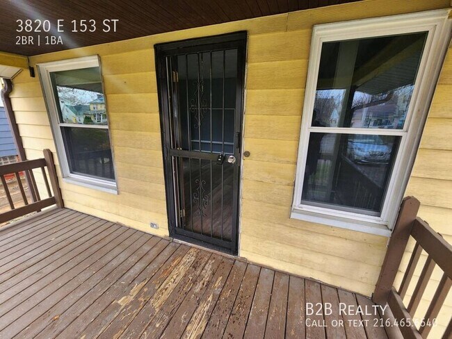 Foto del edificio - 3820 E 153rd St