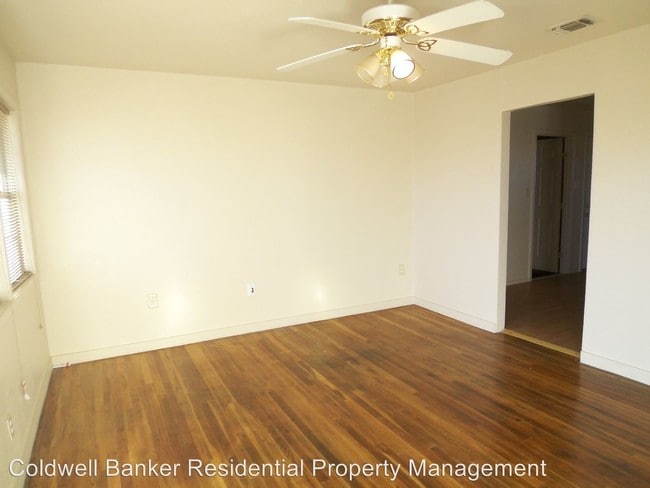 Building Photo - 2 br, 1 bath House - 1117 E Stanford