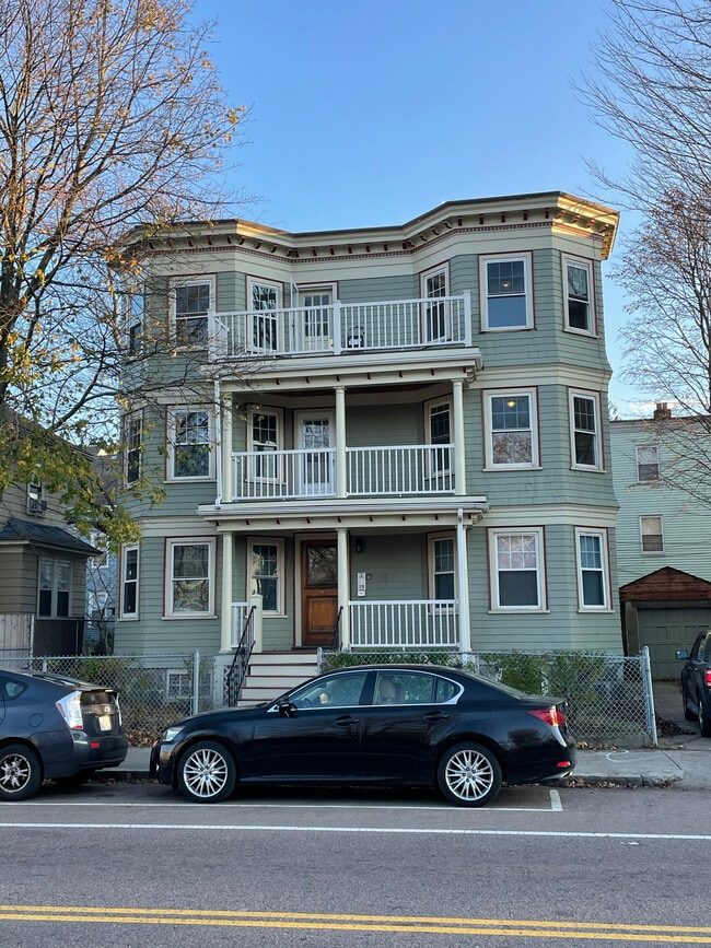Building Photo - 66 Norfolk St