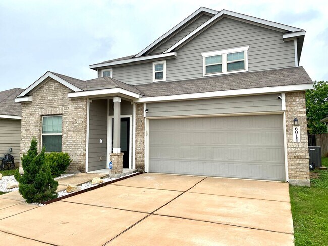 Foto del edificio - Welcome to This 5BR/ 2.5 BA w/ GameRoom Move-in Ready Home ~ Conveniently Located to RAFB/Ft Sam!