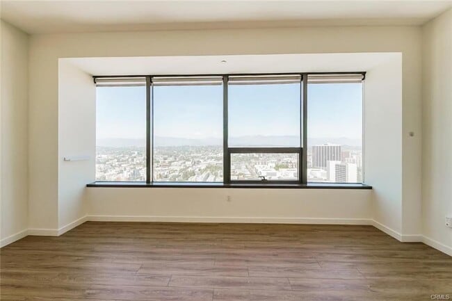 Building Photo - 1100 Wilshire Blvd