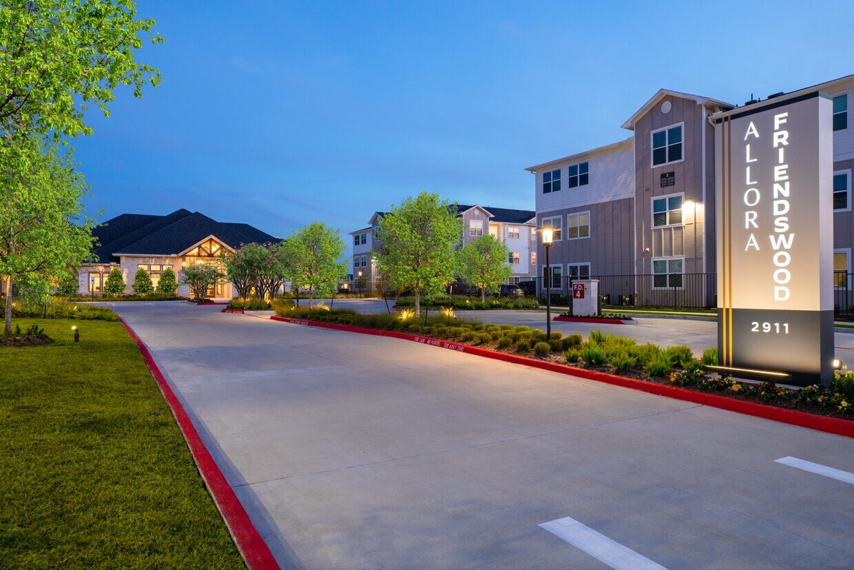 friendswood August Friendswood - 2911 W El Dorado Blvd Friendswood, TX 77546 |  Apartments.com