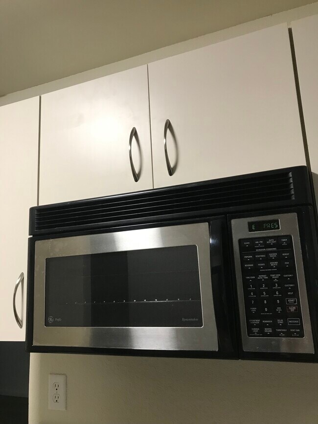 Foto del edificio - 425 SW Friar St