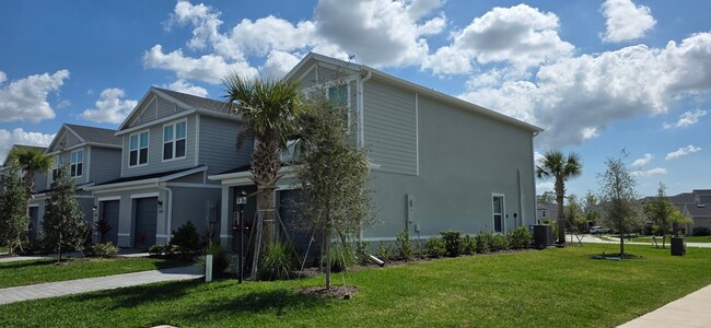 Building Photo - 14052 Lilac Sky Ter