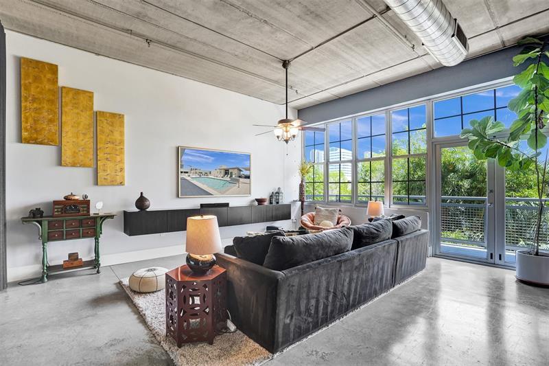Foto principal - 425 N Andrews Ave