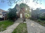 Foto principal - 19707 Cliff St