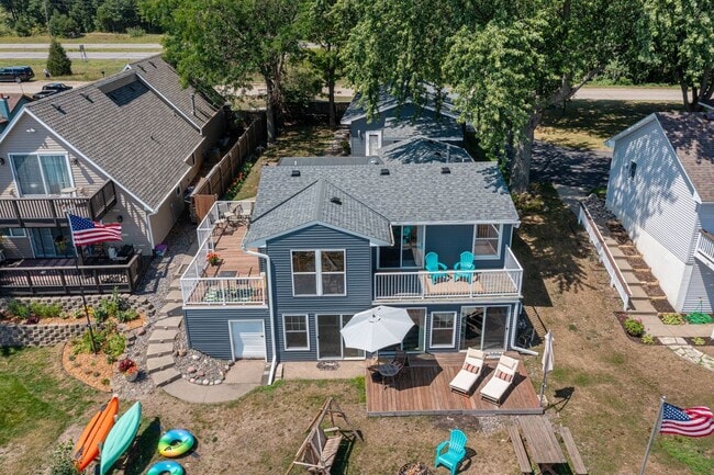 Building Photo - 26755 Fremont Dr