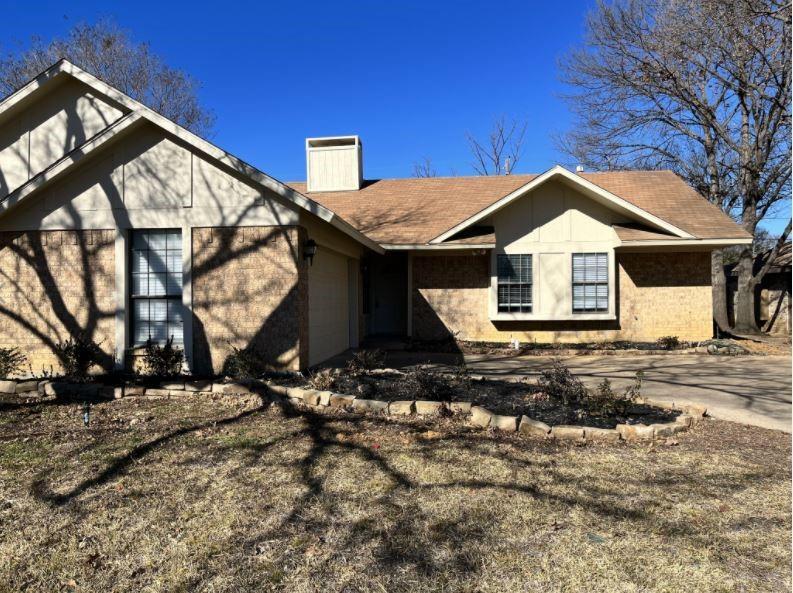 Primary Photo - 511 Hilton Dr
